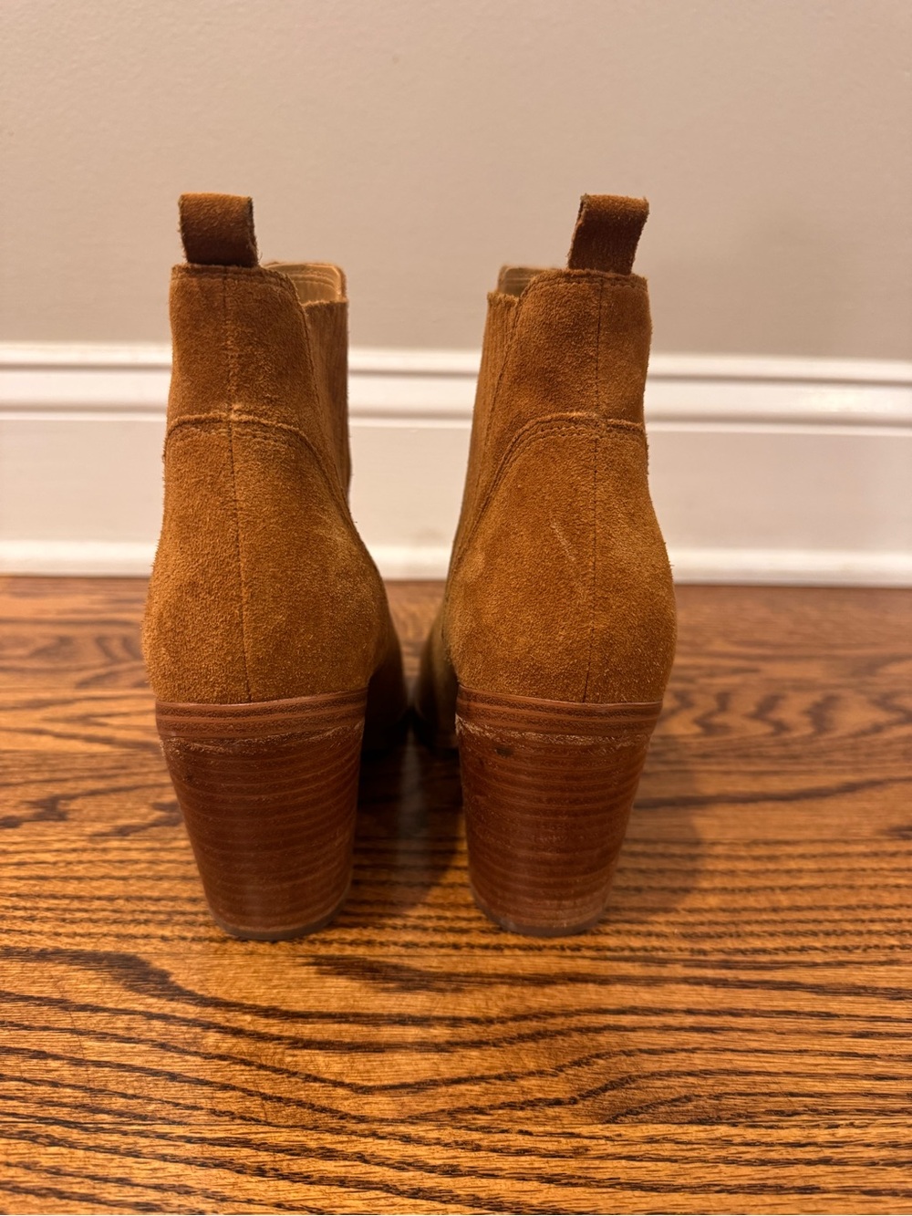 Marc Fisher Gadri Women's Suede Pointed Toe Ankle Boot - Tan size 7 - Picture 3 of 5